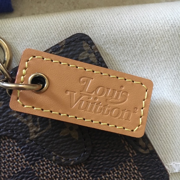 Louis Vuitton Illustre Bag Charm and Key Holder - Picture 3 of 9